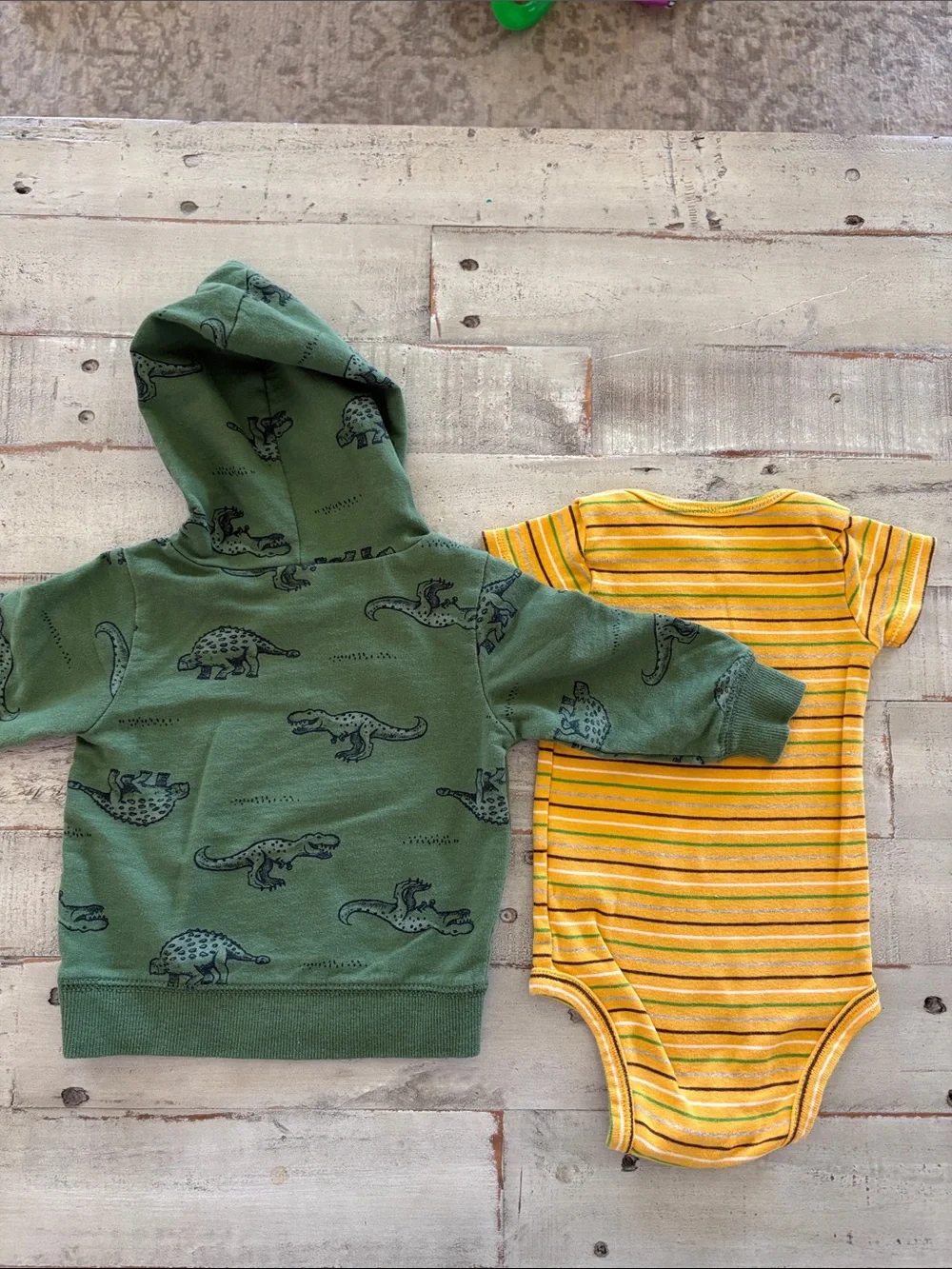 Carter’s 6 Piece 6-9 Months Baby Boy Bundle